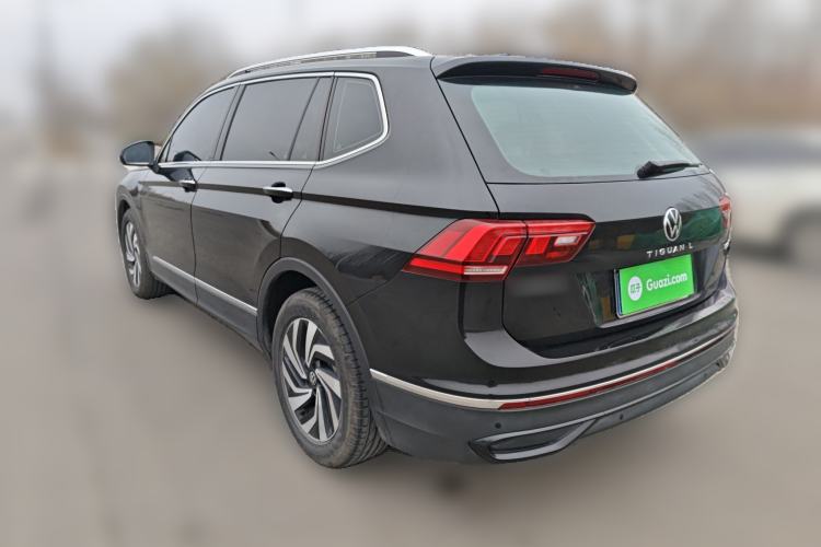 Used Volkswagen Tiguan L 2024 Outstanding Model 300TSI Automatic Two-Wheel Drive Longteng Edition