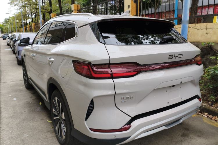 Used BYD Song PLUS New Energy 2025 EV Smart Drive Edition 605km Flagship Model