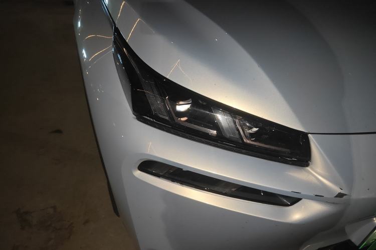 Used AION V 2023 Plus 70 Super Fast Charging Version Ternary Lithium Exterior 6