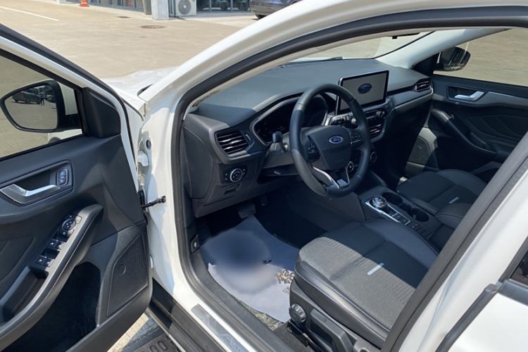 Used Ford Focus Active 2020 EcoBoost 180 Automatic Trendy Model
