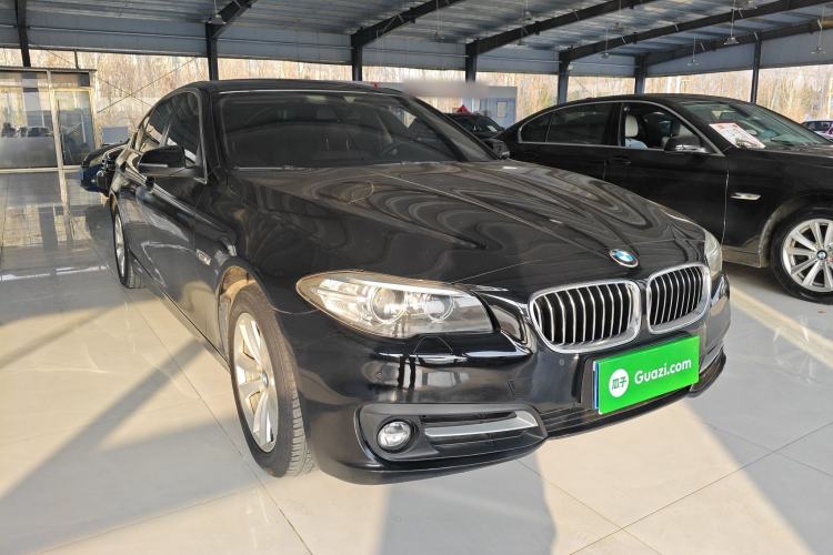 Used BMW 5 Series 2017 520Li Elegant Edition Front Right 45 Deg