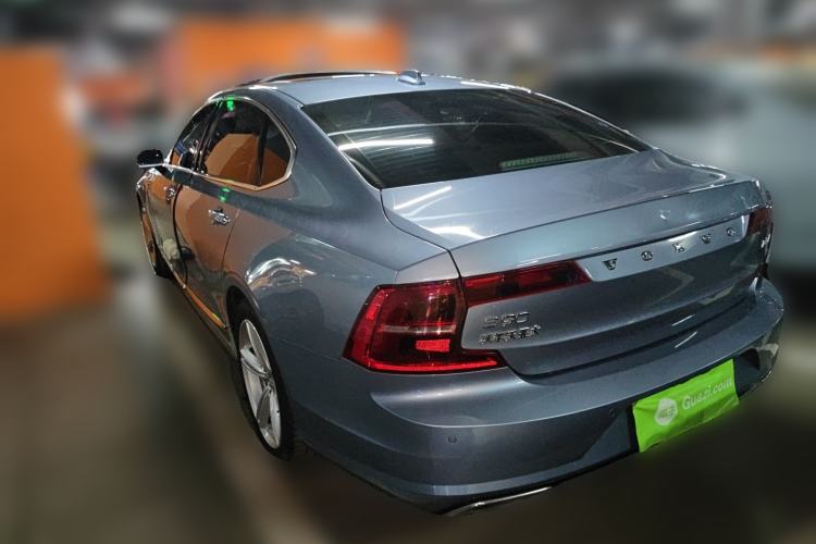 Used Volvo S90 2019 T5 Zhiyi Edition
