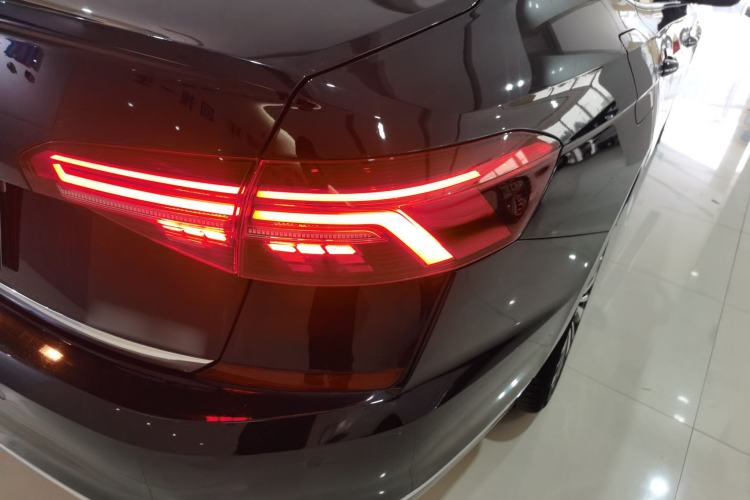 Used Volkswagen Passat 2021 330TSI Luxury Edition
