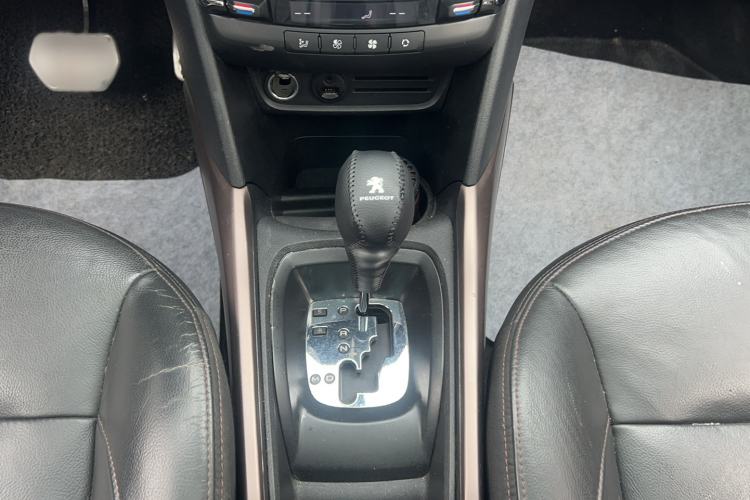Used Peugeot 2008 2014 1.6L Automatic Navigation Edition
