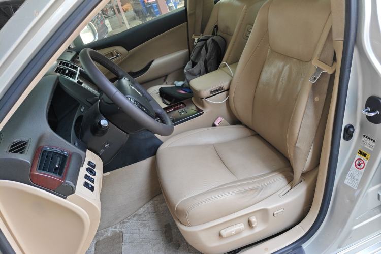 Used Toyota Crown 2010 2.5L Royal Leather Sunroof Navigation Edition