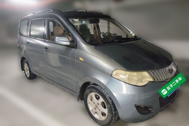 Used Wuling Hongguang 2010 1.4L Comfort Version Front Right 45 Deg