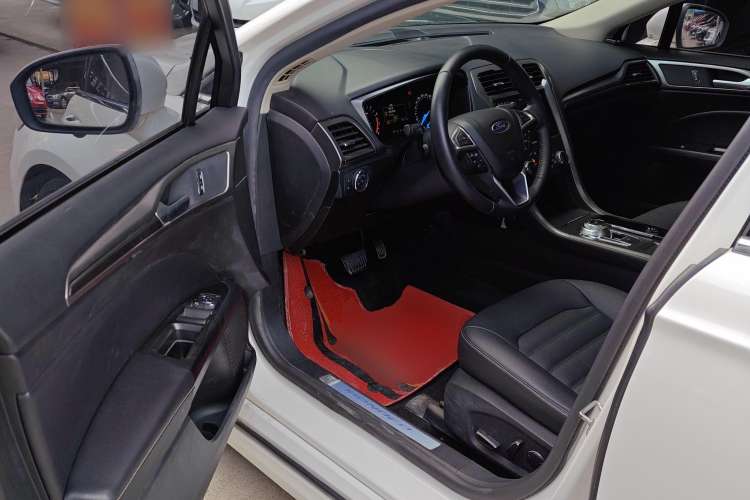 Used Ford Mondeo 2018 EcoBoost 180 Smart Control Fashion Model China VI Standard