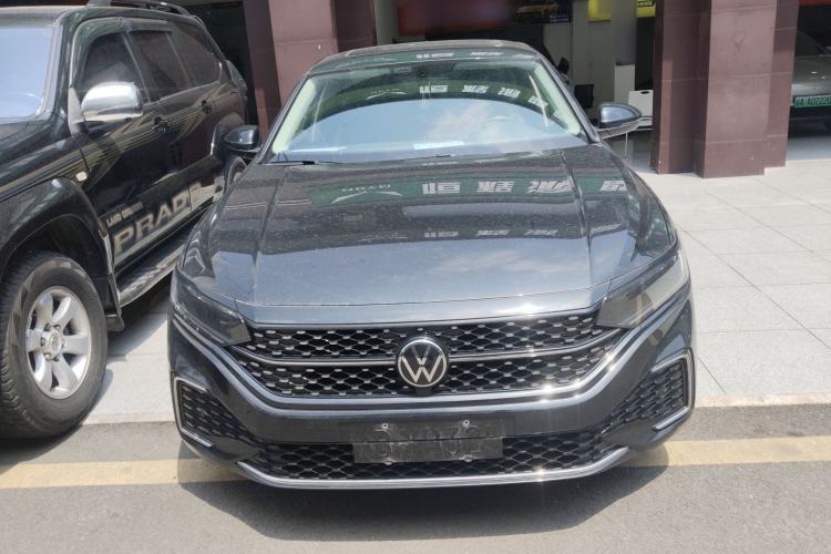 Used Volkswagen Passat 2023 Revised 330TSI Starry Elite Edition Front