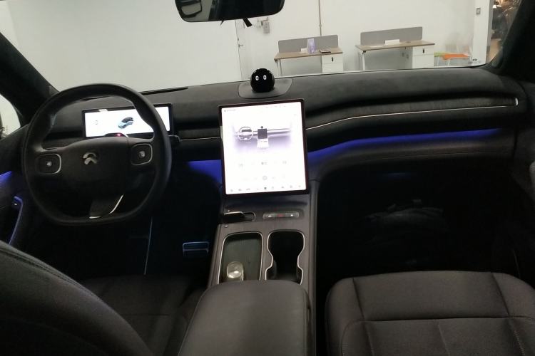 Used Nio ES7 2022 75 kWh Center Console