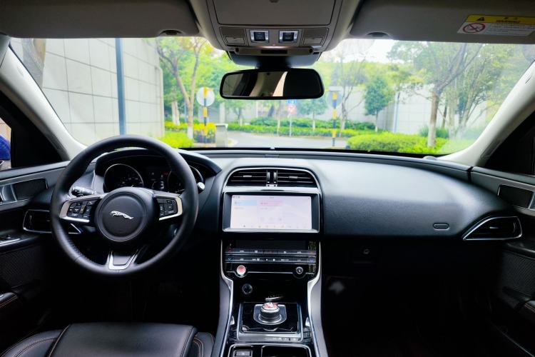 Used Jaguar XEL 2019 2.0T 200 PS Luxury Edition