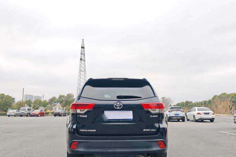 Used Toyota Highlander 2018 2.0T Four-Wheel Drive Luxury Version 7 Seats China VI Standard