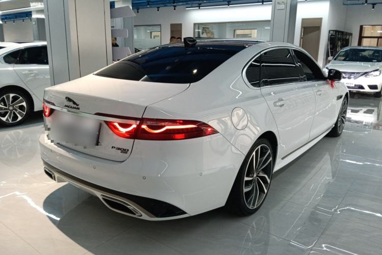 Used Jaguar XFL 2024 2.0T P300 Four-Wheel Drive Flagship Sport Gold Edition