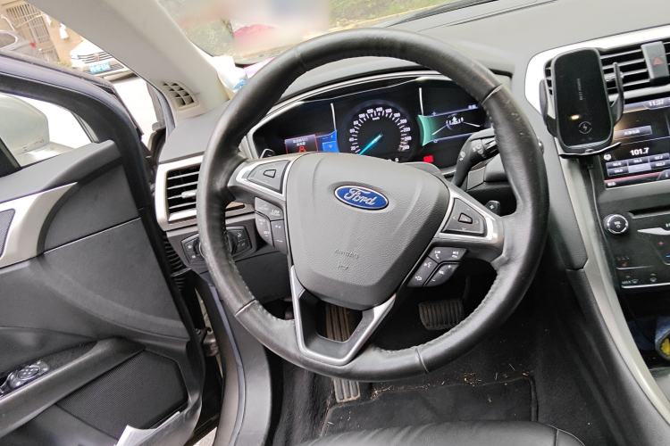 Used Ford Mondeo 2013 2.0L GTDi 200 Luxury Model