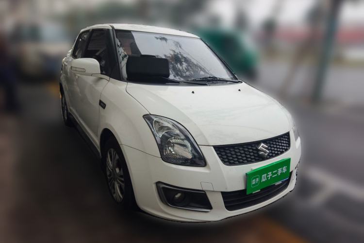 Used Suzuki Swift 2016 1.5L Manual Fashion Model
