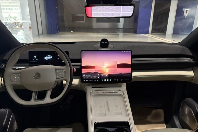 Used Nio EC6 2025 75 kWh
