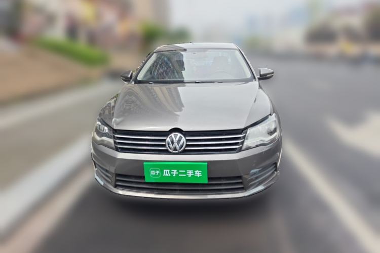 Used Volkswagen Bora 2013 1.6L Manual Fashion Edition
