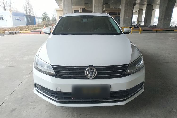 Used Volkswagen Sagitar 2017 230TSI Automatic Comfort Version