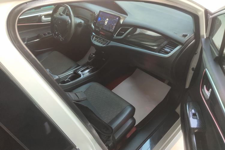 Used Honda Jade 2020 1.8L automatic Comfort version
