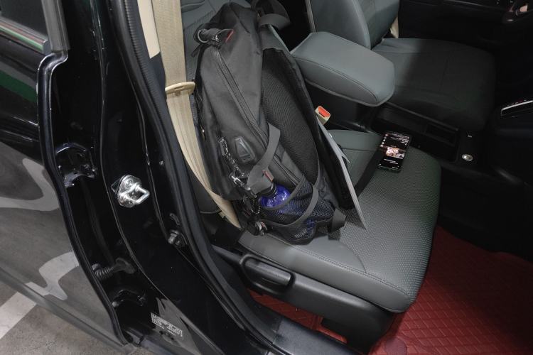 Used Honda CR-V 2016 2.0L two-wheel drive Urban Edition