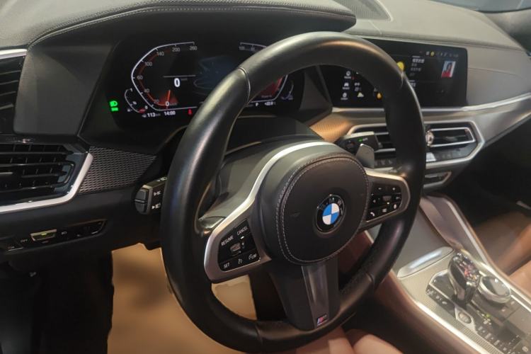 Used BMW X6 2022 Second Facelift xDrive40i M Sport Package Center Console