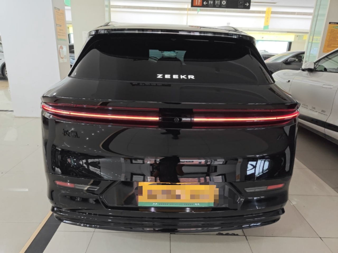 Zeekr 7X 2025 100 kWh Long-Range Rear-Wheel Drive with Intelligent Driving Features — снимка 5