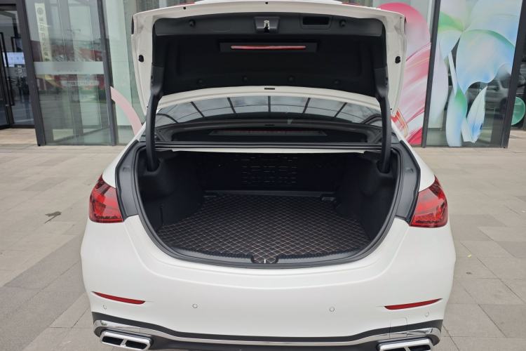 Used Mercedes-Benz C-Class 2022 Restyled C 260 L Sport Edition Interior 10