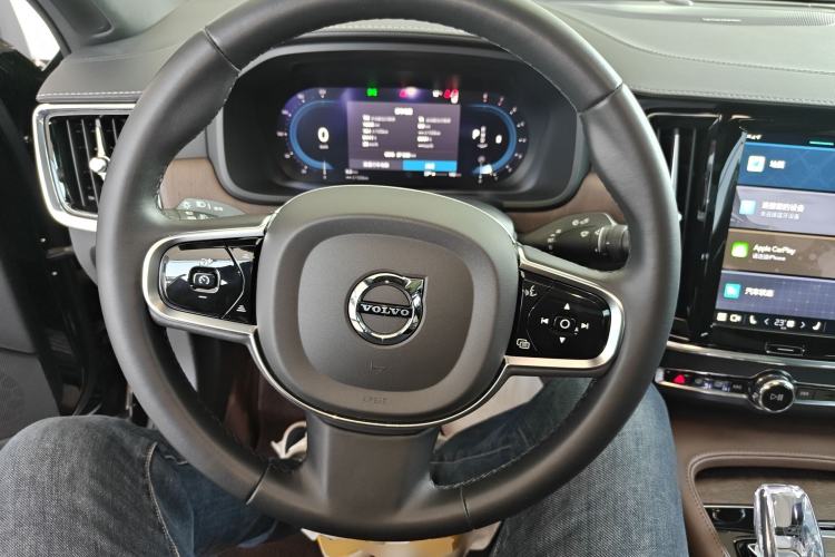 Used Volvo S90 2024 B5 Zhiyuan Luxury Edition