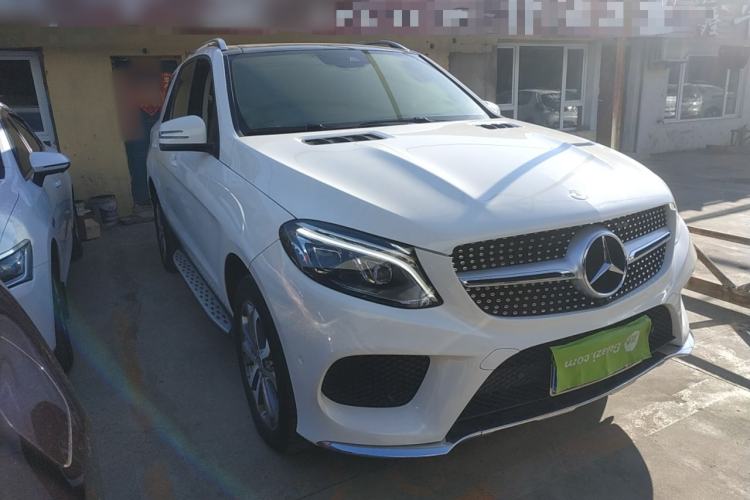 Used Mercedes-Benz GLE 2017 GLE 320 4MATIC Luxury Model
