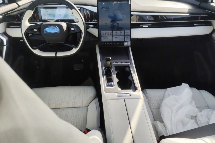 Used Geely Auto FX11 2024 2.0TD DCT Intelligent Driving Version