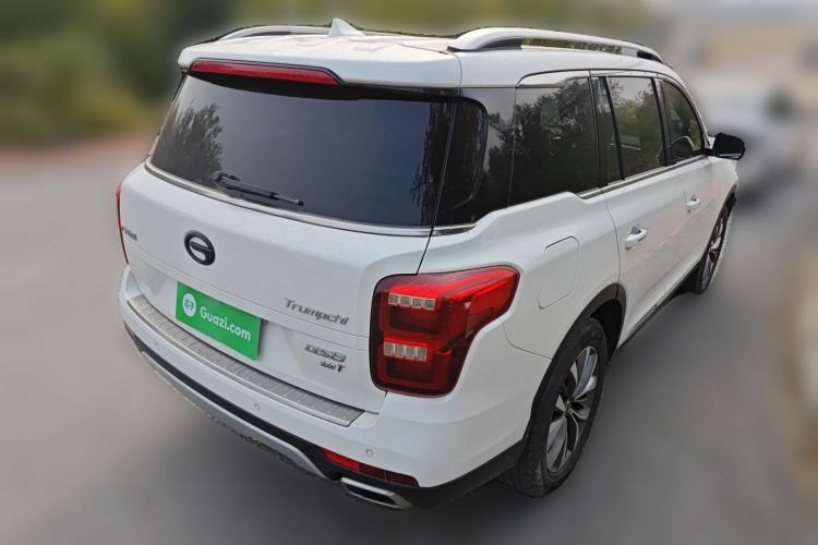 Used GAC Trumpchi GS8 2017 320T Two-Wheel Drive Luxury Smart Connectivity Version (7 Seats)
