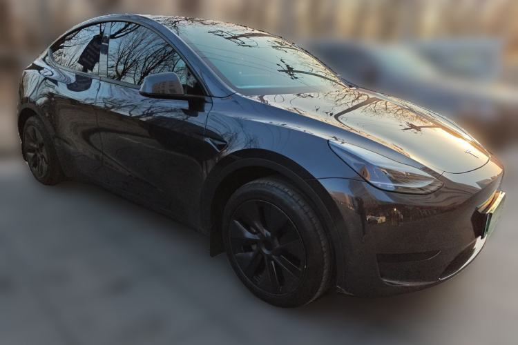 Used Tesla Model Y 2024 Rear-Wheel-Drive Version
