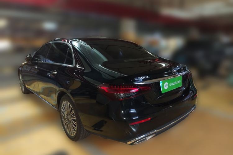 Used Mercedes-Benz E-Class 2022 Second Facelift E 300 L Fashion Edition
