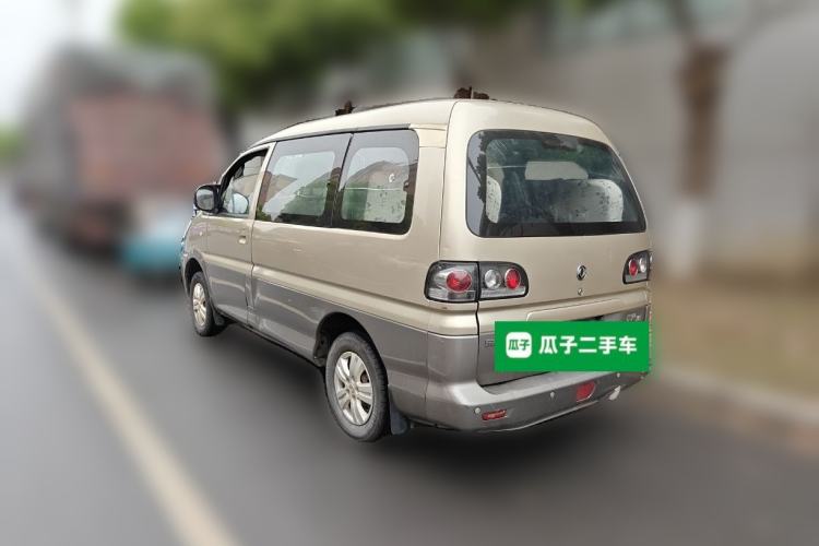 Used FORTHING Lingzhi 2013 M3 1.6L 7-Seater Comfort Model