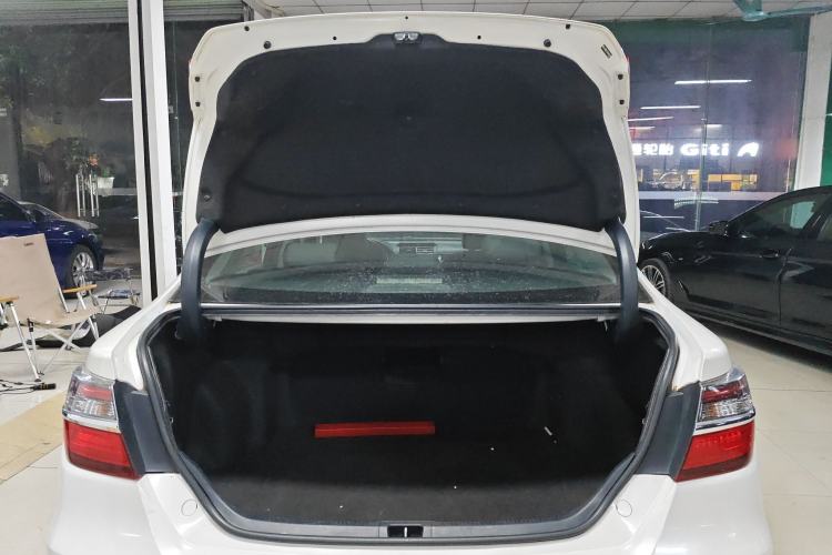 Used Toyota Camry 2015 2.0G Premier Edition
