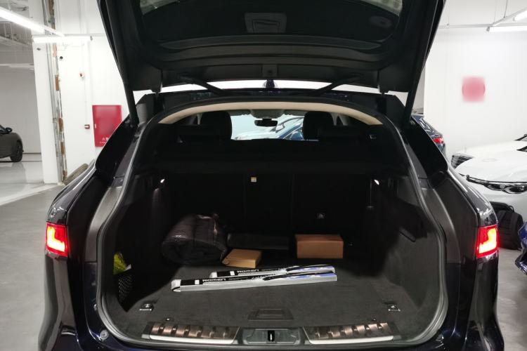 Used Jaguar F-PACE 2019 2.0T Four-Wheel Drive Urban Luxury Edition
