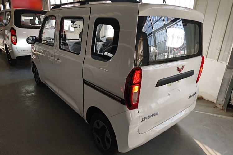 Used Wuling Zhiguang New Energy 2025 Model 305km Ambitious Edition