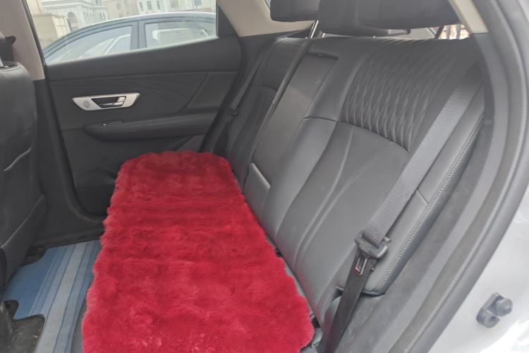 Used Dongfeng Aeolus Huge 2022 Mach Power 1.5T Dare-to-Love Edition
