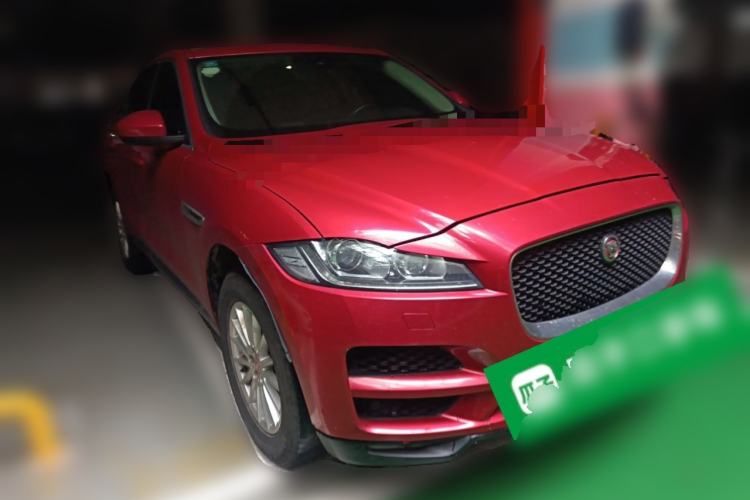 Used Jaguar F-PACE 2019 2.0T Two-Wheel Drive Urban Deluxe Edition Front Right 45 Deg