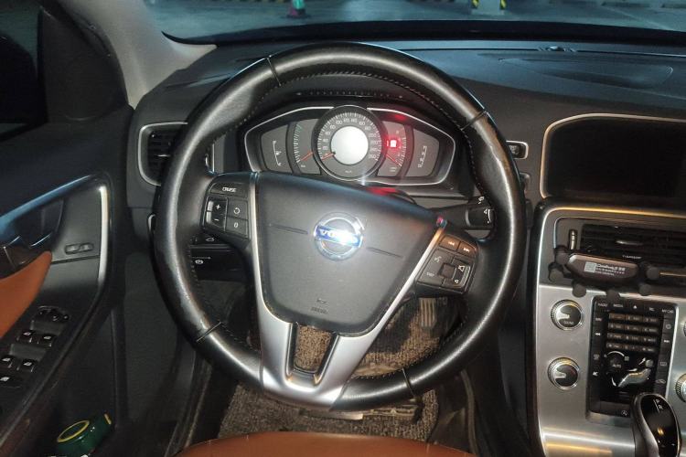 Used Volvo S60 2017 S60L T3 Smart Upgrade Edition Steering Wheel