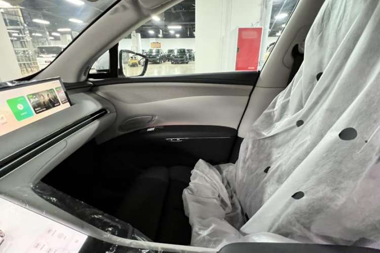 Used IM LS7 2023 90 kWh Elite All-Wheel-Drive Version