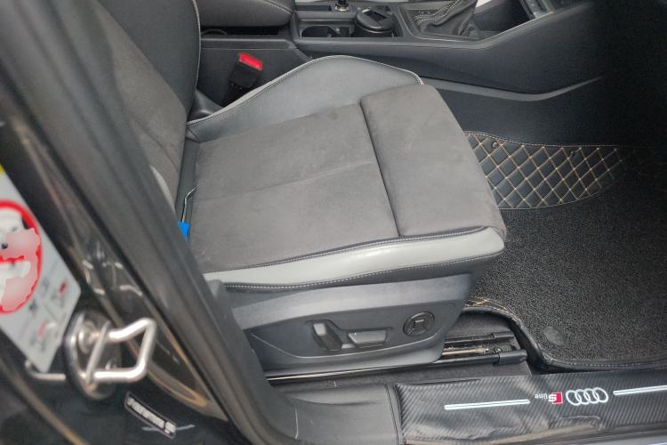 Used Audi Q3 2023 35 TFSI Fashion Dynamic Model (1.4T)