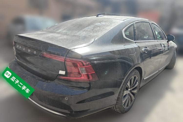 Used Volvo S90 New Energy 2022 T8 eDrive Hybrid Luxury Edition Rear Right 45 Deg