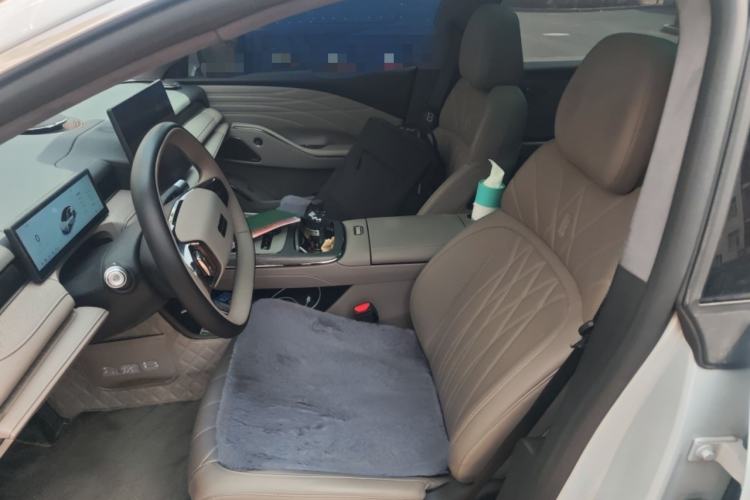 Used Geely Galaxy 8 2025 130km EM-P Exploration Edition
