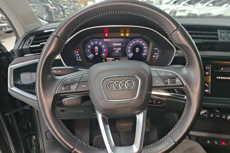 Used Audi Q3 2019 35 TFSI Advanced Dynamic Edition

