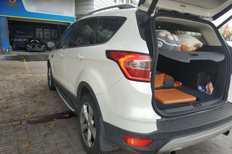 Used Ford Kuga 2018 EcoBoost 180 Two-Wheel-Drive Luxury Wing Edition Rear Left 45 Deg