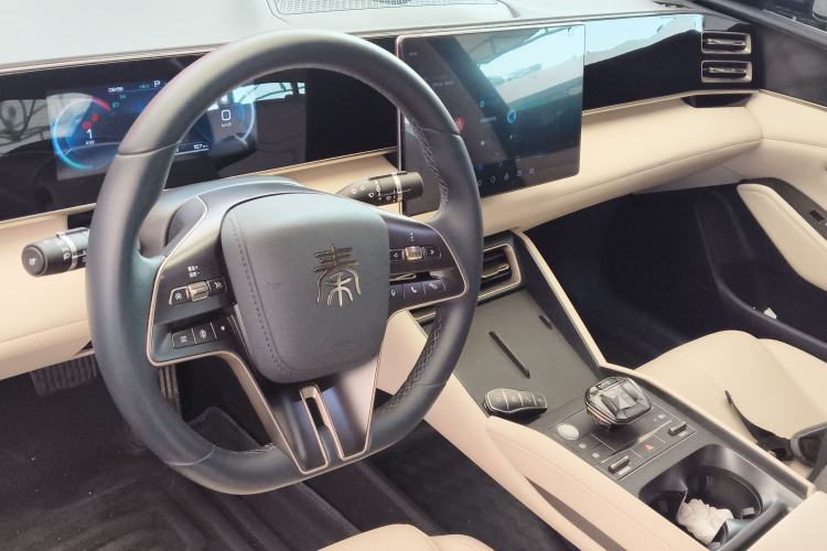 Used BYD Qin L 2024 DM-i 80KM Beyond Model
