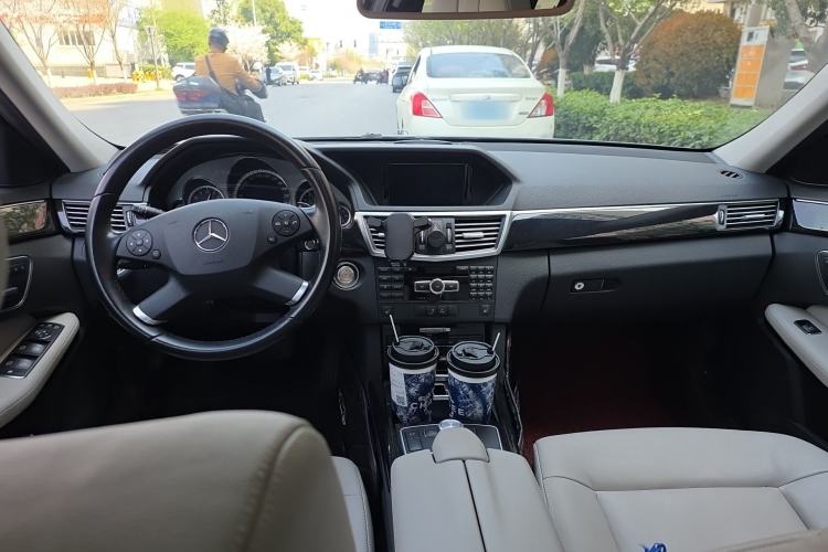 Used Mercedes-Benz E-Class 2013 E 260 L CGI Stylish Model
