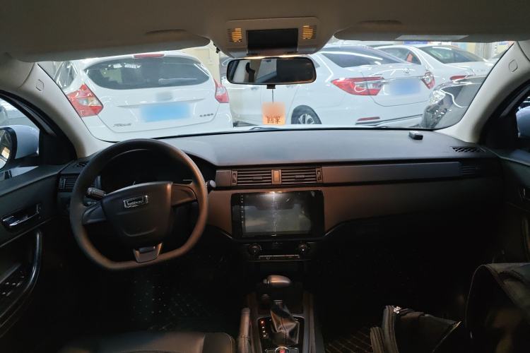 Used Qoros 3 2018 Sedan 1.6L Automatic Leading Model