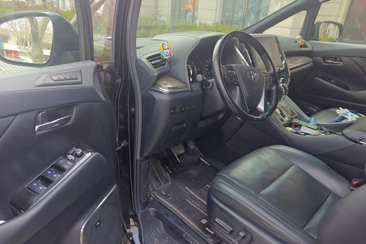 Used Toyota Vellfire 2020 Dual-Engine 2.5L HV Prestige Edition Driver Seat