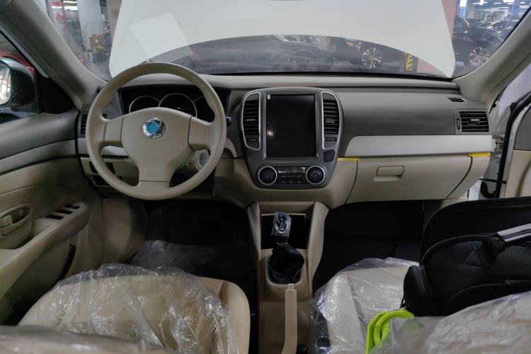 Used Dongfeng Junfeng E11K 2021 57.757 kWh Charging Version
